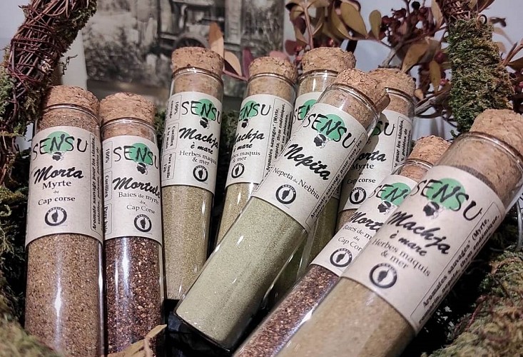 7.a-fiera-herbes-du-maquis-corse