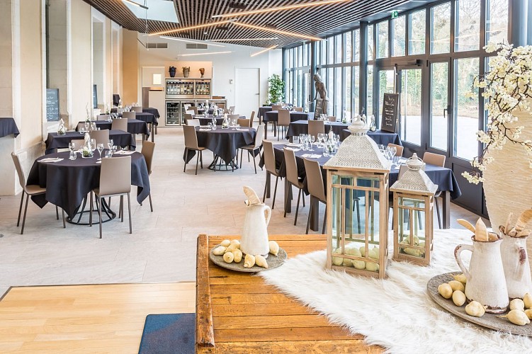 Hôtel-Restaurant Château de la Barbinière