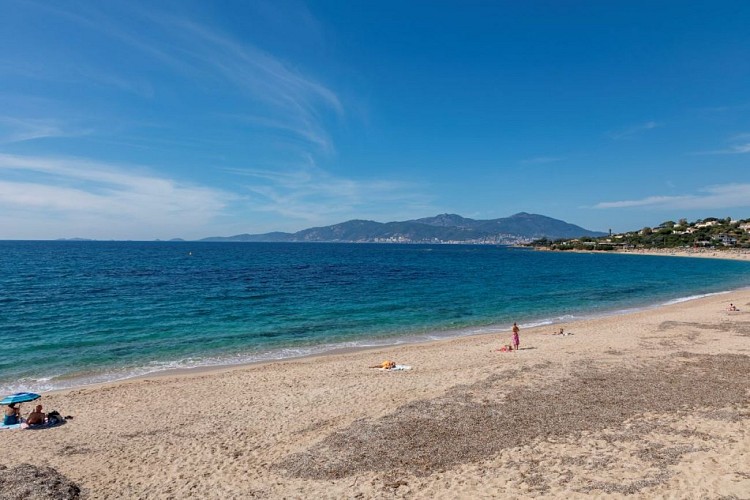 pays ajaccien_ajaccio_AGOSTA PLAGE_plage_ETE INDIEN ©Sylvain Alessandri-112