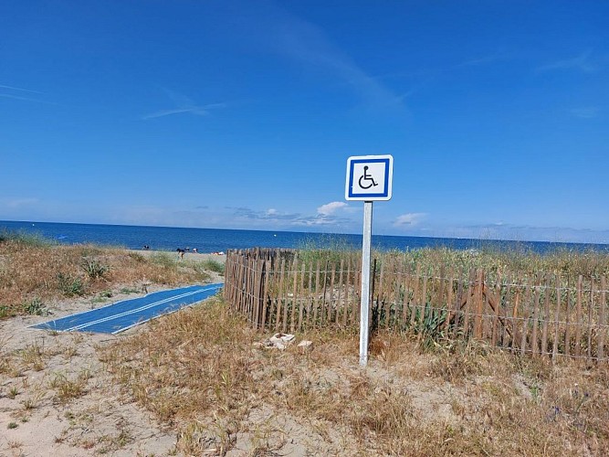 Plage-Anghione-handi