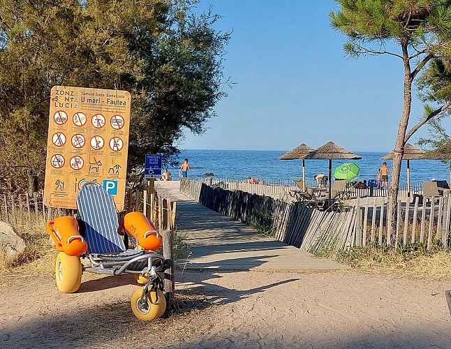Plage-de-Favone-Asso-Cap-Corse-Handicap
