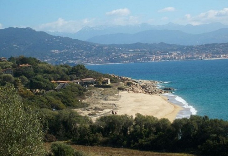 PLAGE-DU-RUESCO-3