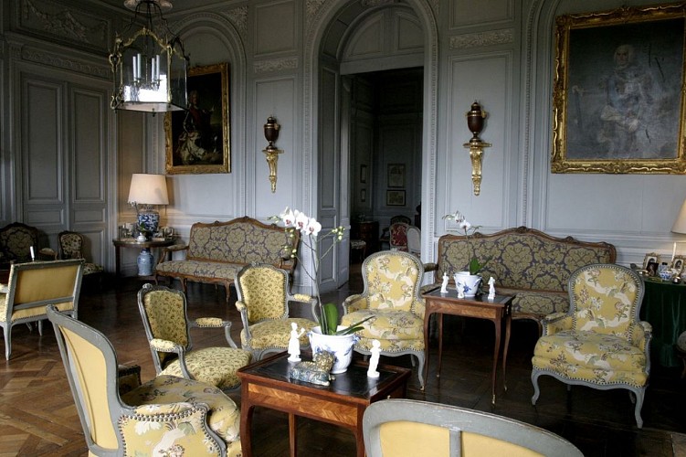 CHÂTEAU DE MONTGEOFFROY