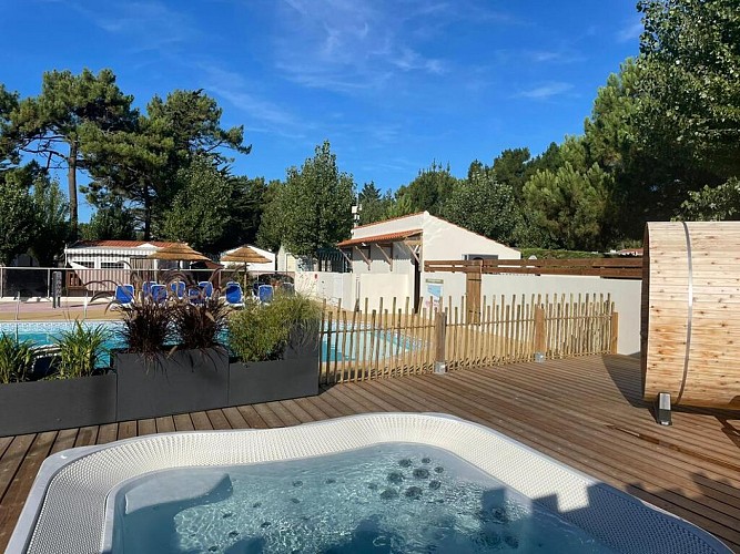 CAMPING USHUAIA VILLAGES LA CONGE