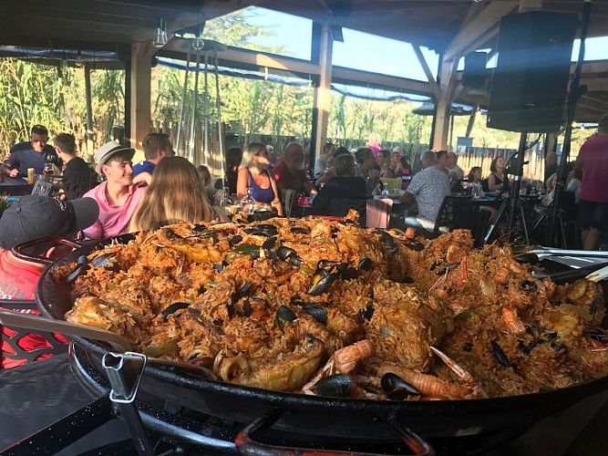 CAMPING CLUB MAHANA BY LA PEGE