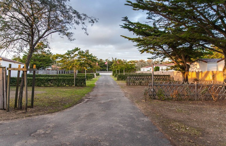 CAMPING CLUB MAHANA BY LA PEGE