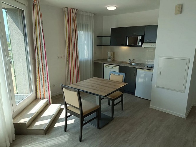 Appart’Hôtel Terres de France Rouen Flaubert – Serviced Apartments for Business, Leisure and Cycling Stays in the Heart of Rouen