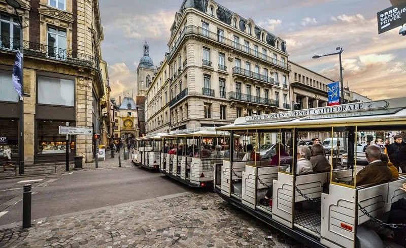 Appart’Hôtel Terres de France Rouen Flaubert – Serviced Apartments for Business, Leisure and Cycling Stays in the Heart of Rouen