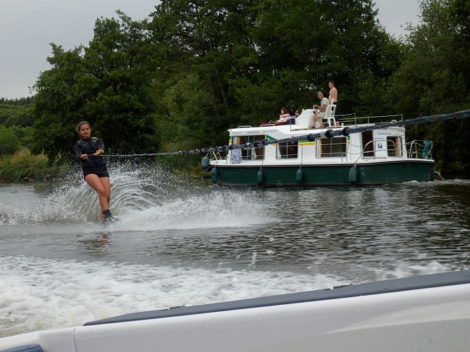 CLUB DE SKI NAUTIQUE