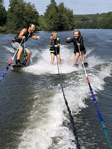 CLUB DE SKI NAUTIQUE