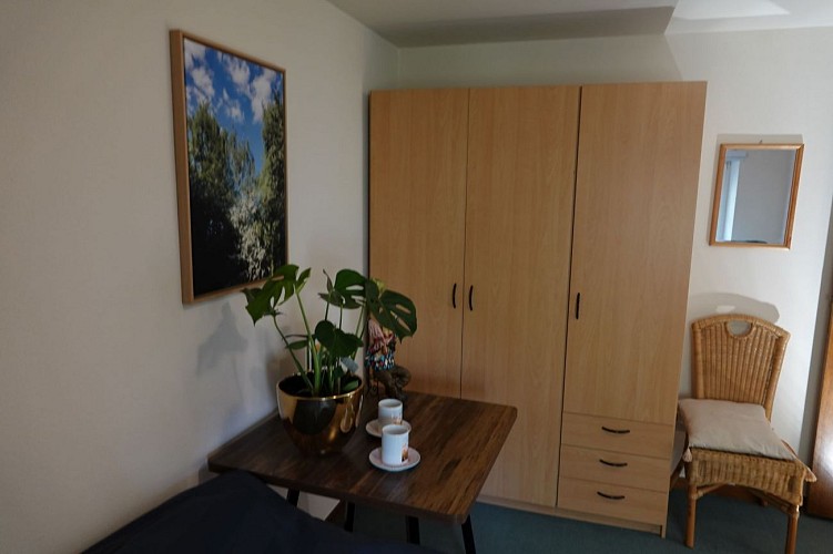 Chambre d'hôtes_Gastenkamer 2 - Le Val Dieu entree_09-2025web