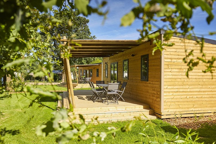 Flower Camping Lac de la Chausselière