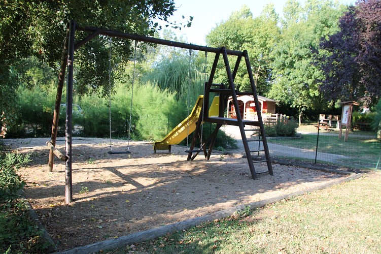 Camping Le Vieux Chêne