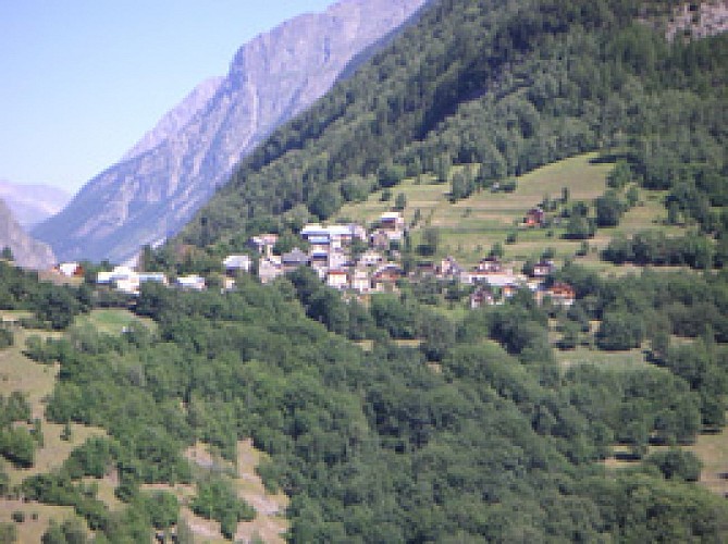 Village de Mont-de-Lans et ses hameaux