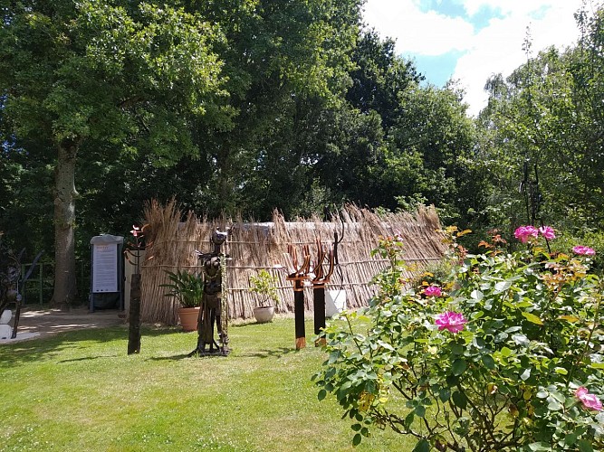 AUPRÈS DE MA FORGE - SCULPTURES & PEINTURES