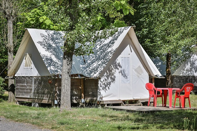 Flower Camping Le Pavillon