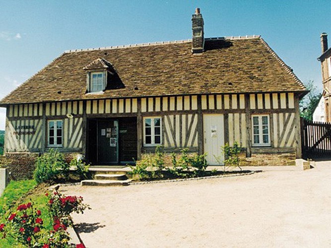 Maison du Camembert et fromagerie du Clos de Beaumoncel