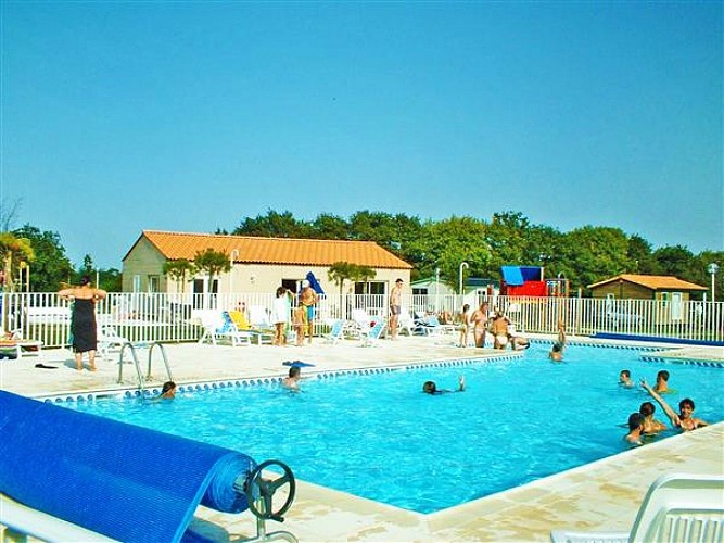 LA RÉSIDENCE DU LAC