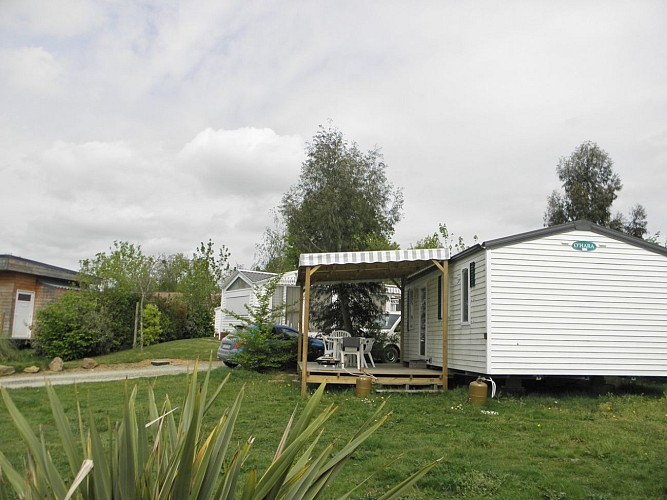 LA RÉSIDENCE DU LAC