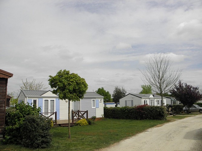 LA RÉSIDENCE DU LAC