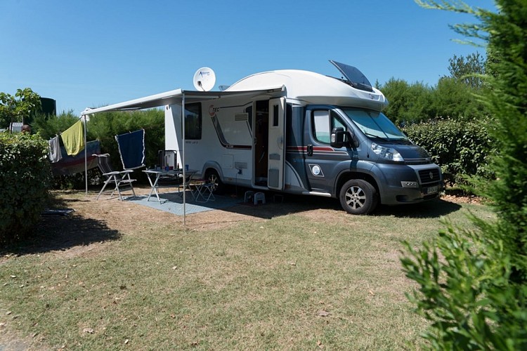 Camping Le Bois Joly