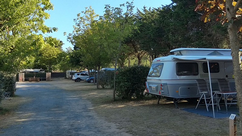 Camping La Parée Chalons
