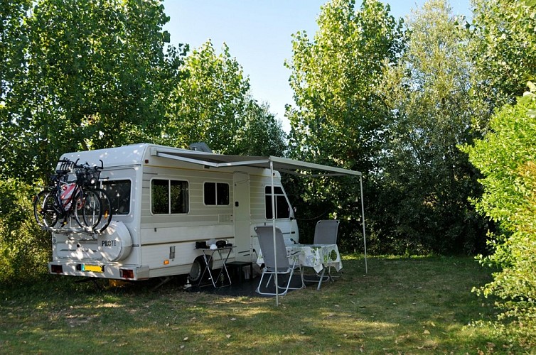 CAMPING LE CLOS DU BOURG