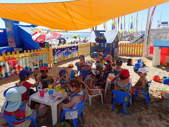 CLUB DE PLAGE LES LÉOPARDS - CLUB MICKEY