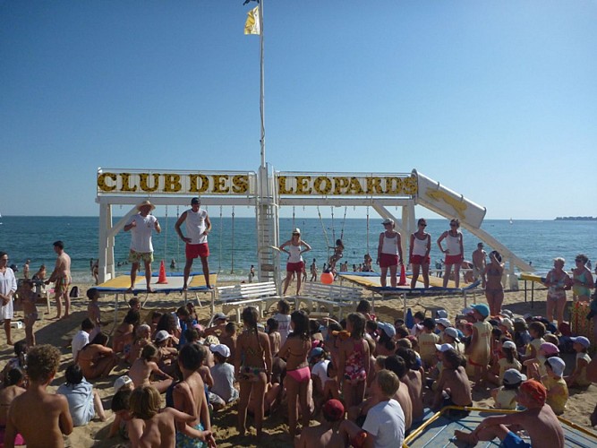 CLUB DE PLAGE LES LÉOPARDS - CLUB MICKEY