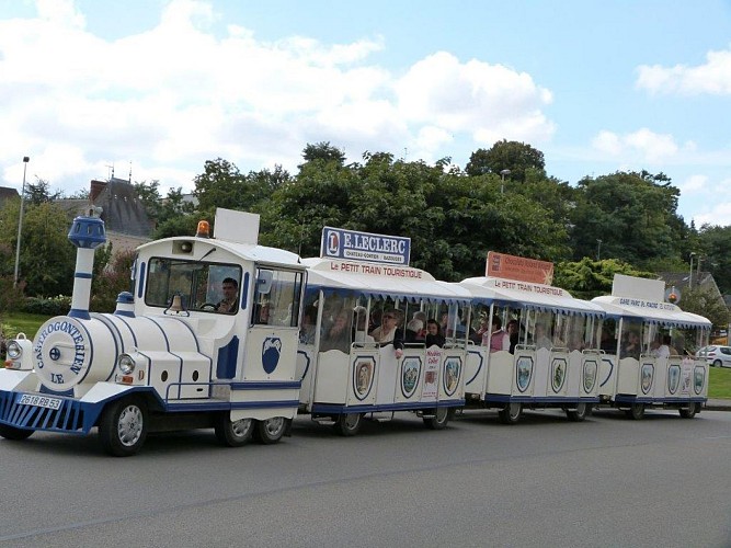 PETIT TRAIN TOURISTIQUE - LE CASTROGONTÉRIEN