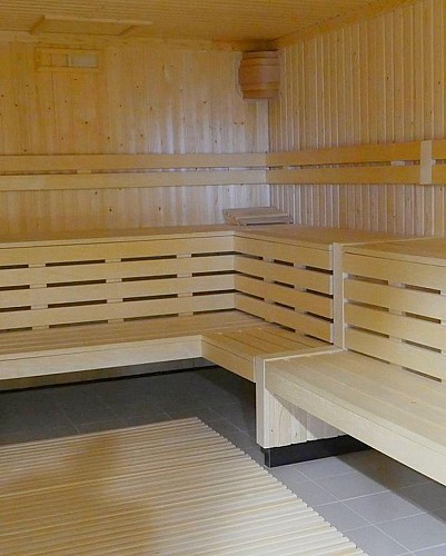 L'AZUREO, ESPACE AQUATIQUE DU PAYS DE MESLAY-GREZ