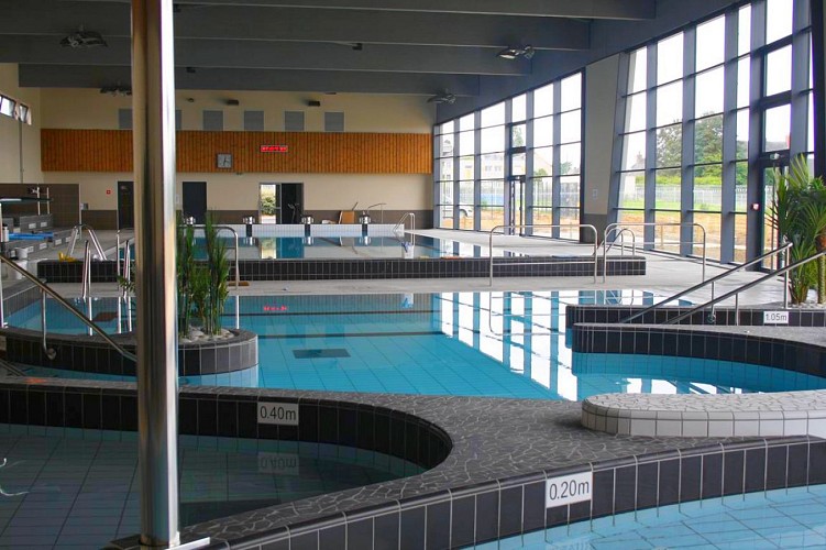 L'AZUREO, ESPACE AQUATIQUE DU PAYS DE MESLAY-GREZ