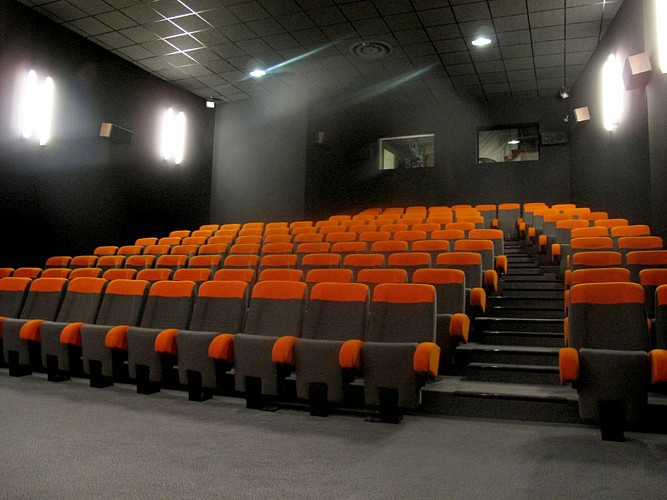 CINEMA LE PALACE