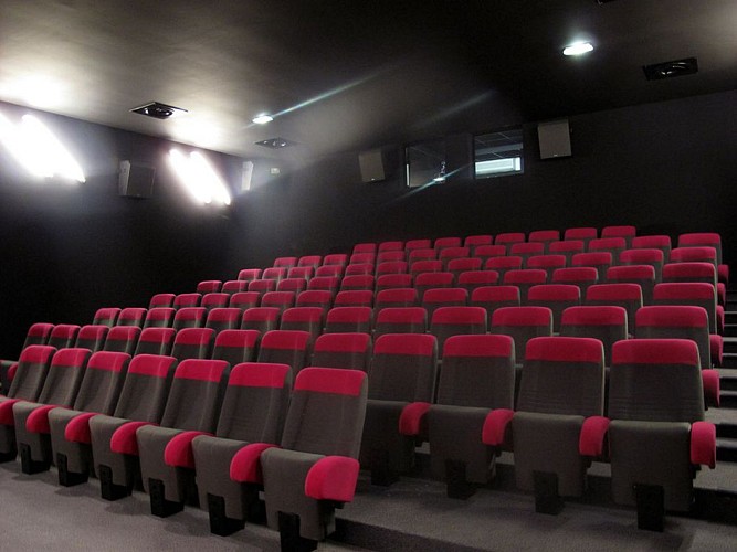 CINEMA LE PALACE