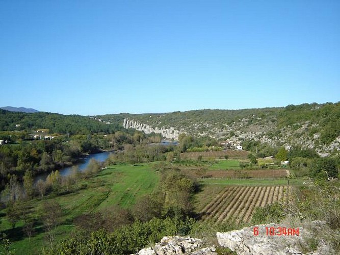 Les Amandiers Farm Campsite