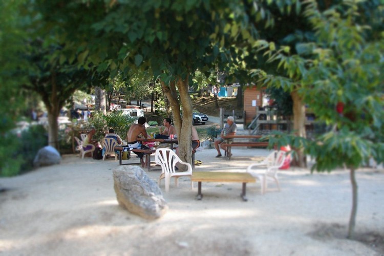 Camping Les Blaches - emplacements