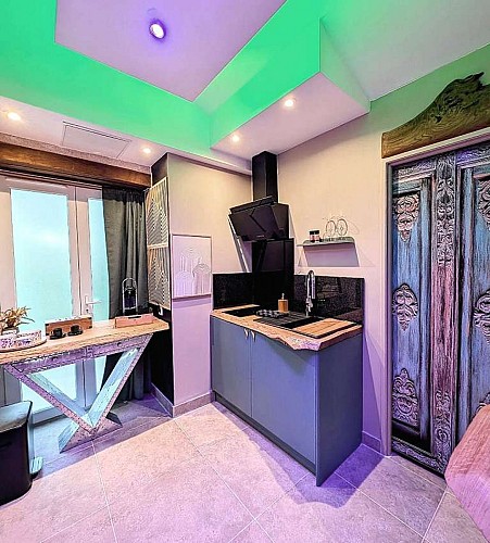 pxl-20250506-1750174052-scaled