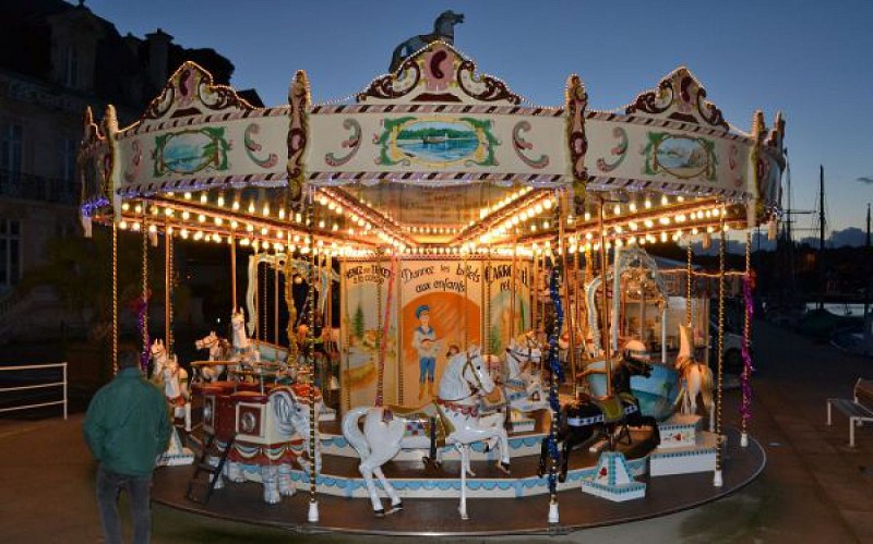 CARROUSEL RETRO ET GOURMAND
