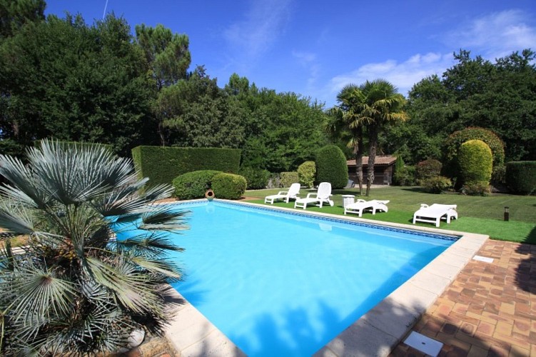 Simsen piscine +transats redi