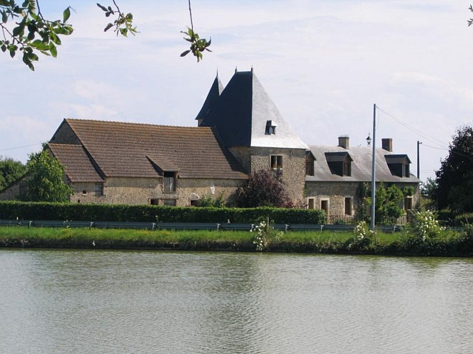 CHAMBRES D'HÔTES LE MANOIR DE LA JONCHÈRE