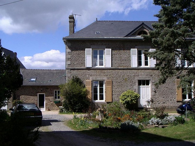 CHAMBRES D'HÔTES "LE NOUVEAU-GUÉ"