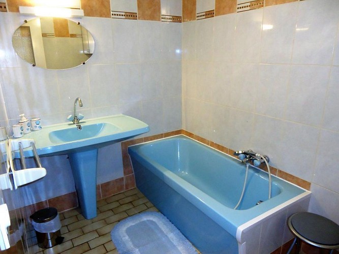 LA GRANDE PERRINE, JUSQU'À 4 PERSONNES