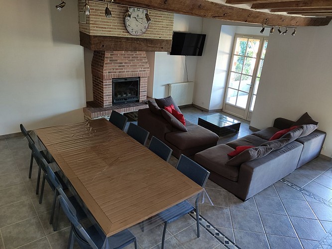 GRAND GÎTE NEUF SAUVELOUP, 4 PROFESSIONNELS