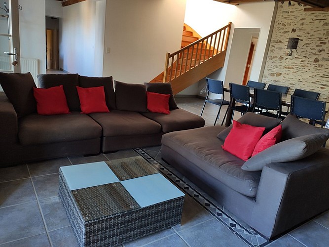 GRAND GÎTE NEUF SAUVELOUP, 4 PROFESSIONNELS