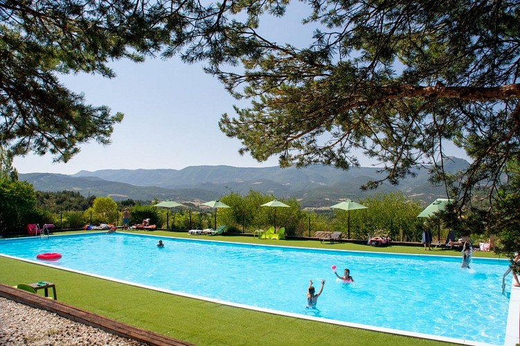 Motorway services for camper vans in Les Hauts de Rosans campsite