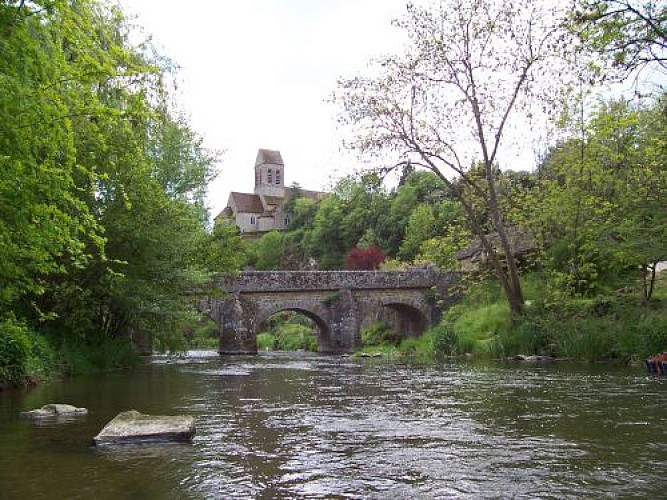 Saint-Céneri-le-Gérei - Plus Beau Village de France