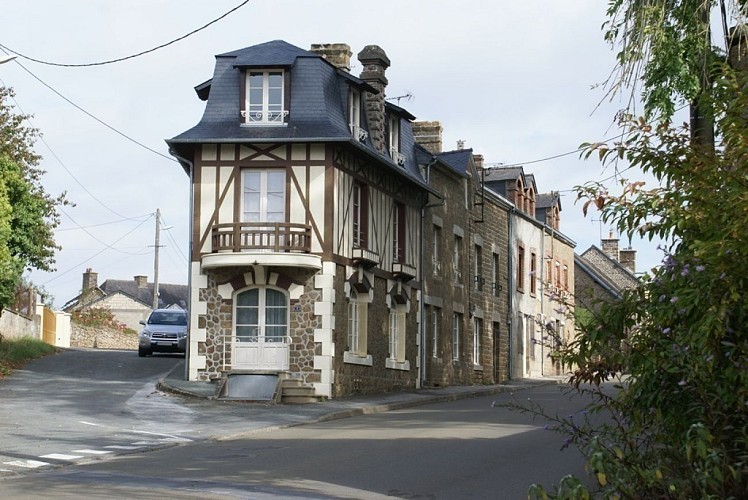 NORMANDIE, 2 À 4 PERSONNES