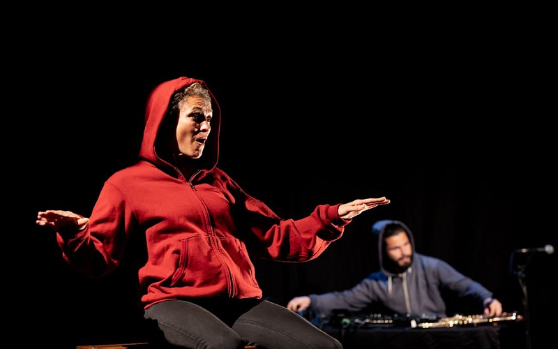 Spectacle "Une peau plus loin"