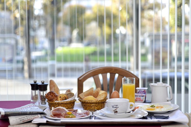 Hôtel d'Angleterre Grenoble Hyper-Centre