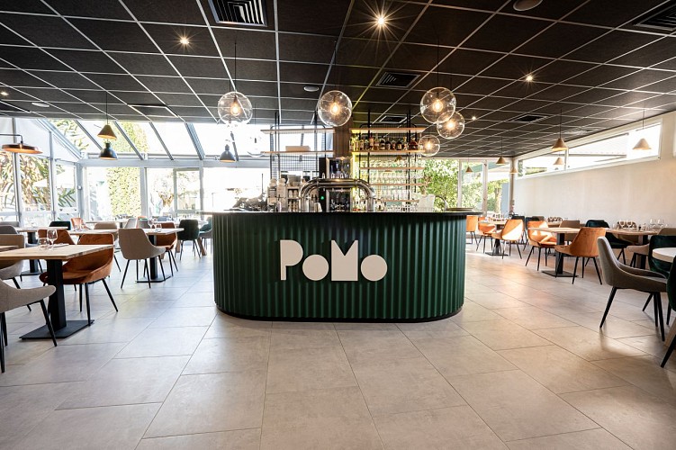 PoMo Hôtel & Restaurant